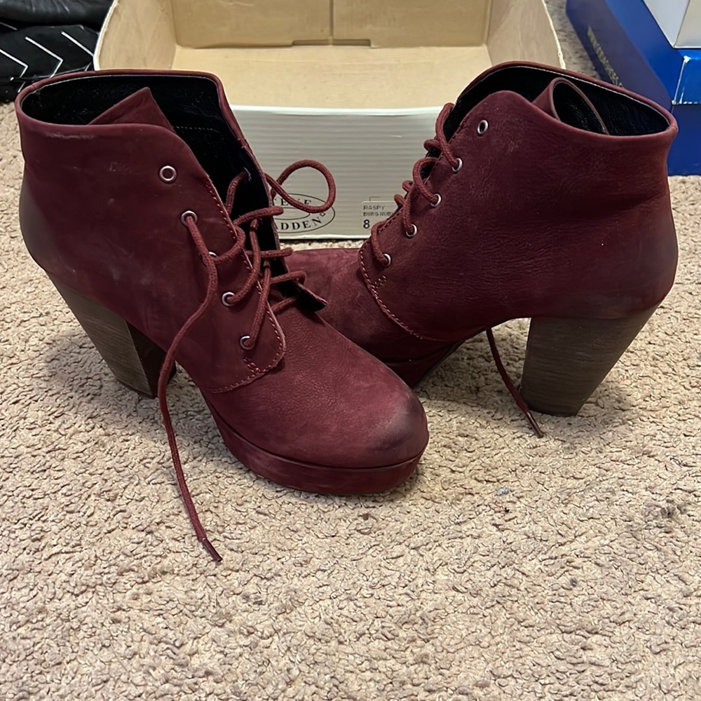 Steve Madden Raspy